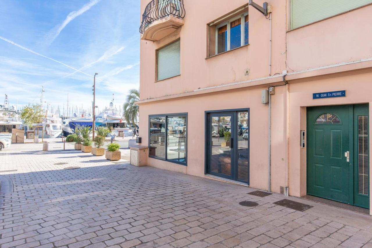 Darxia -Cannes Vieux Port Luaran gambar
