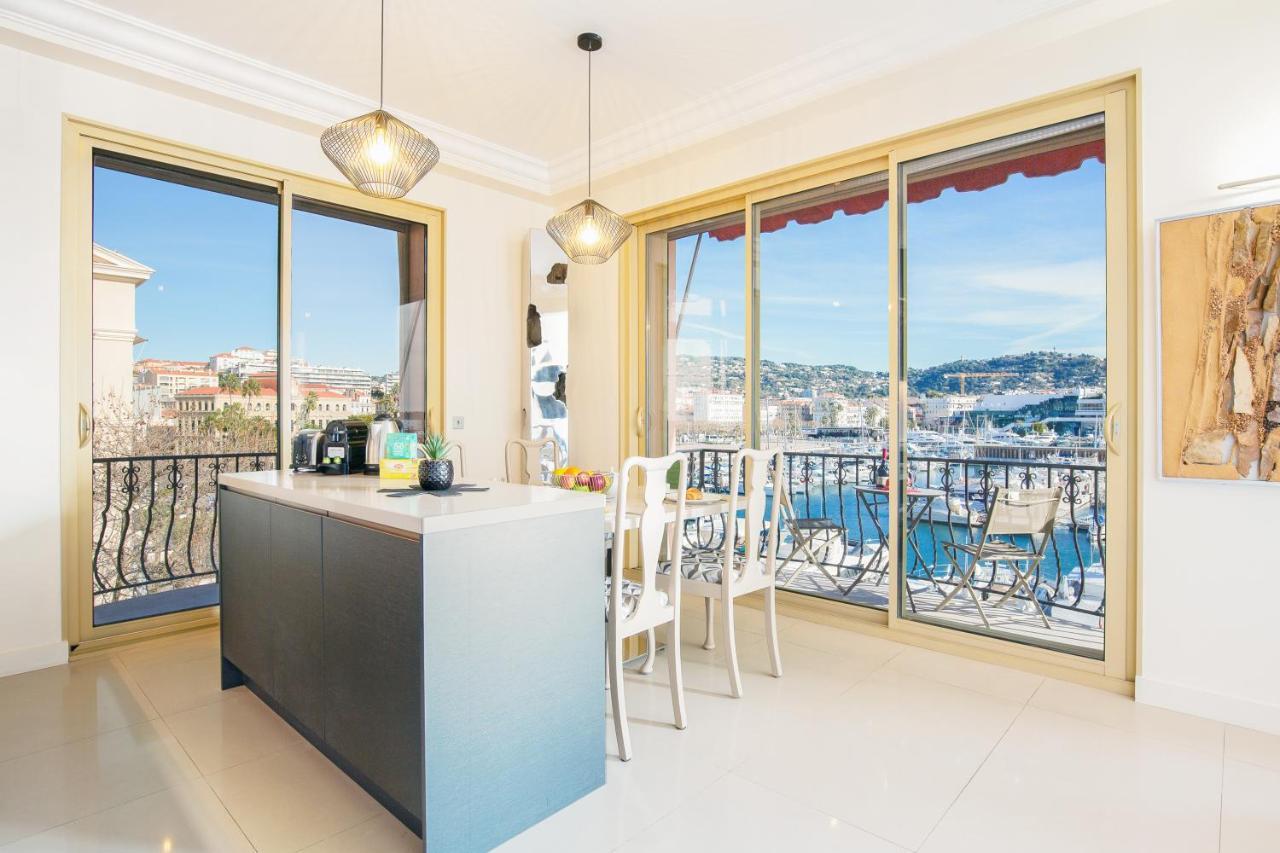 Darxia -Cannes Vieux Port Luaran gambar