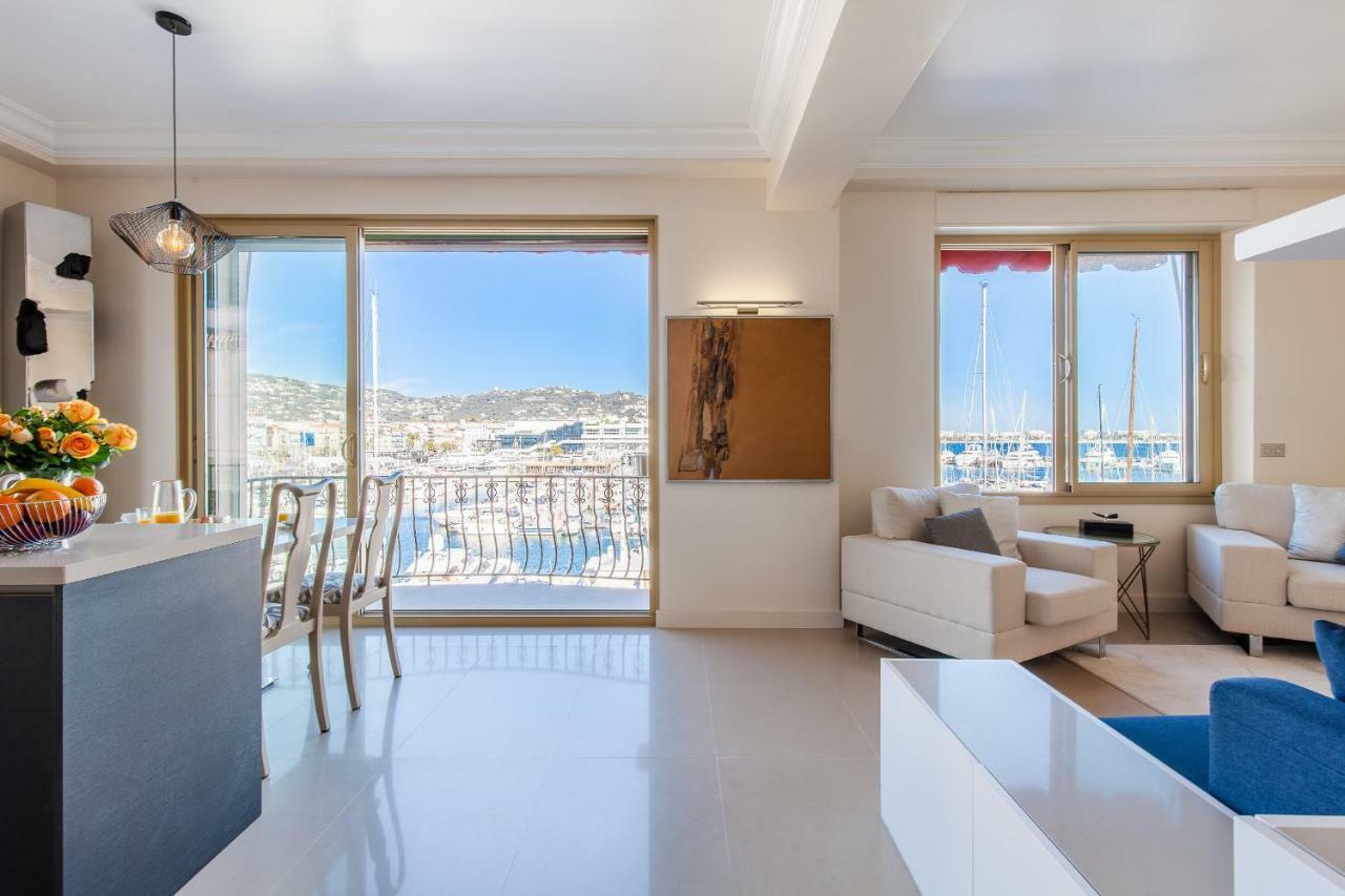 Darxia -Cannes Vieux Port Luaran gambar